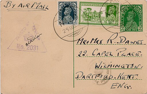 Enveloppe affichant une adresse postale.