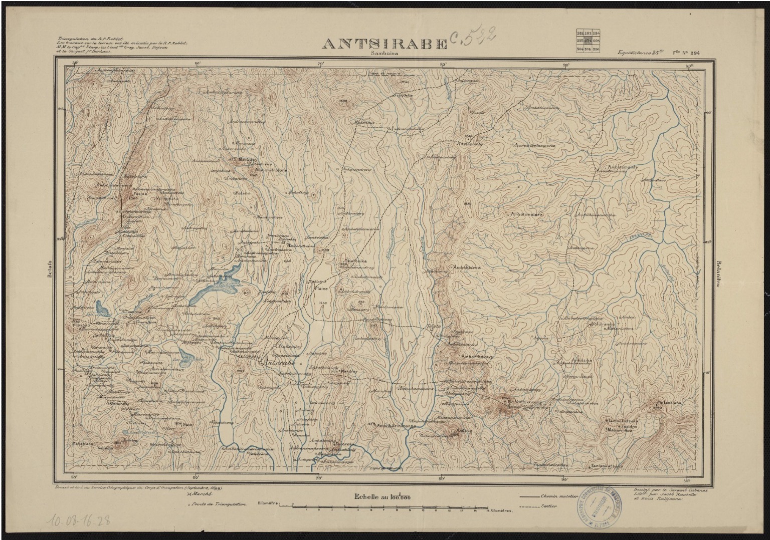 Description dans la légende ci-dessous.